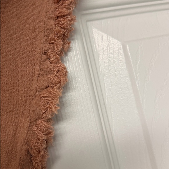 Umgee Linen Blend High Low Tunic – Women’s Medium–Canyon Clay (Rust) Frayed Edge - Picture 9 of 9